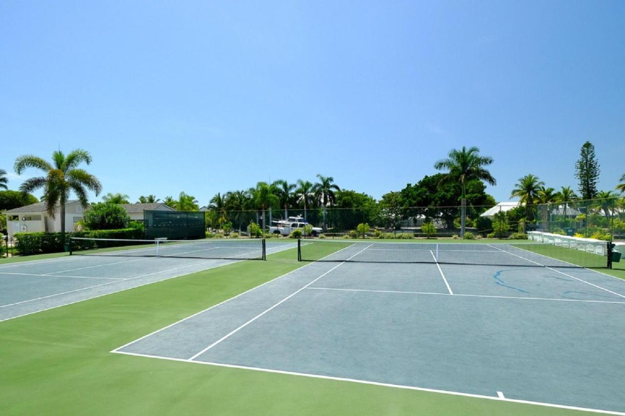 Mariner Pointe Villa Sanibel Exterior photo